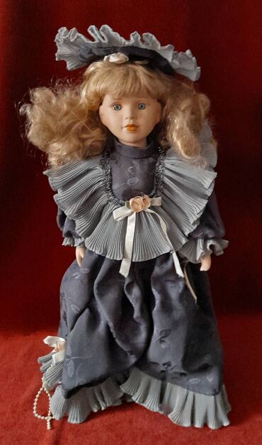 Другие предметы коллекционирования: Кукла немецкая фарфоровая, высота 50 см, состояние на фото