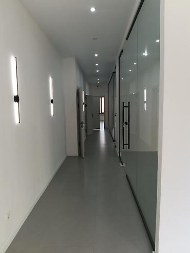 vefa: Аренда офисов, 135 м², В жилом комплексе, С отдельным входом, С системой безопасности — 1