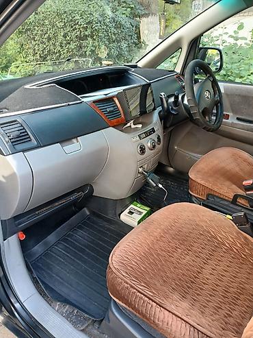 Toyota: Toyota Noah: 2003 г., 2 л, Автомат, Минивэн — 7