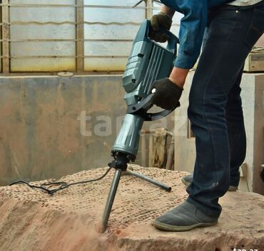 gunluk masinlar taksi: Perforator icarə tək şəxsiyyət vəsiqəsi ilə ödənişli çatdırılma