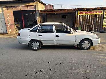 lada 2113: Sedan белого цвета, 4 двери, передний привод. Кузов с классическими — 4