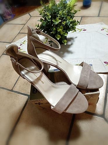 Sandale: Скроз нове оригинал сандале, преврнута кожа. Висина штикле 7 цм — 7