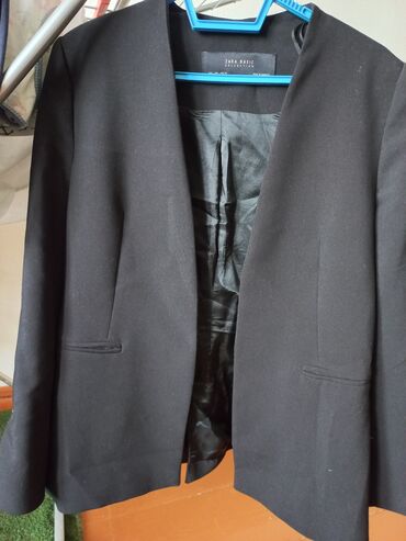 пиджак черный: Пиджак, Классическая модель, Без воротника, M (EU 38), L (EU 40)