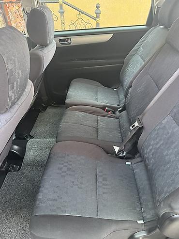 приём катализатора: Toyota Avensis Verso: 2004 г., 2 л, Механика, Дизель, Минивэн — 7