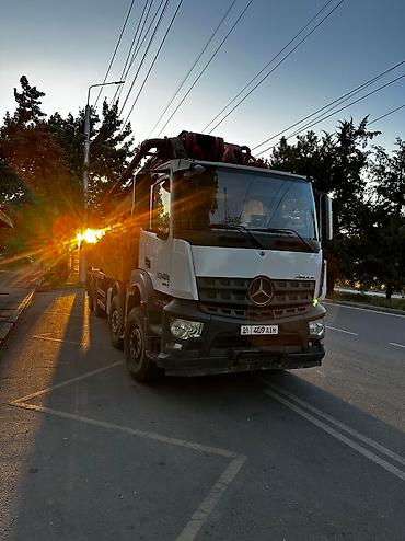 Оңдоп-түзөө жана курулуш: Бетон насосу, Mercedes-Benz, 2020 г., 40-60 м — 2