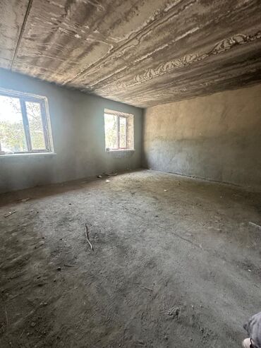 каракол продаю дом: 1 комната, 36 м², Индивидуалка, 2 этаж, ПСО (под самоотделку)