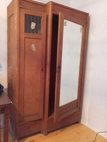 Açılan, 3 qapılı Düz dolab, Şifonyer