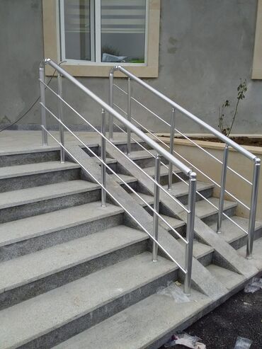 Pilləkən məhəccərləri: Alminum məhəccər.balkon üstü alminum məhəccər 38 azn den başlayan — 17