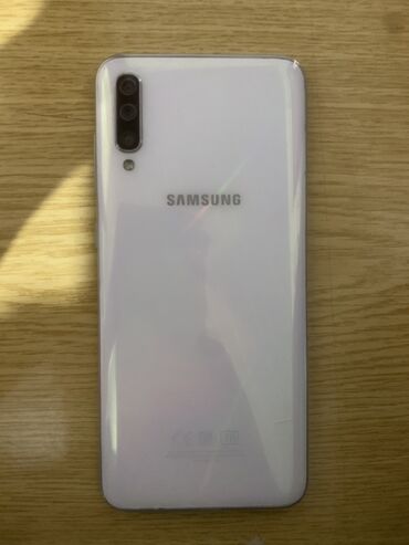 Samsung: Samsung Galaxy A70, 128 ГБ, цвет - Белый, 2 SIM