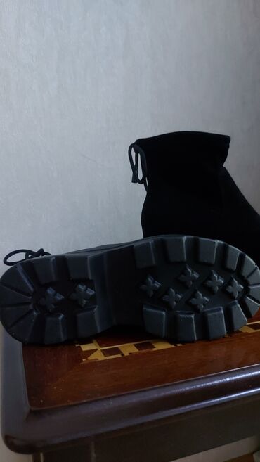 zara ботинки: Сапоги, 35, цвет - Черный