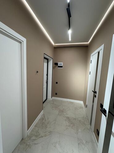 недостроенные дома в бишкеке: 1 комната, 33 м², Элитка, 2 этаж, Дизайнерский ремонт