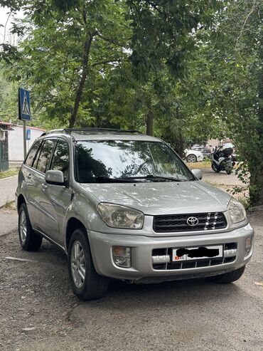 Toyota: Toyota RAV4: 2001 г., 2 л, Автомат, Бензин, Седан