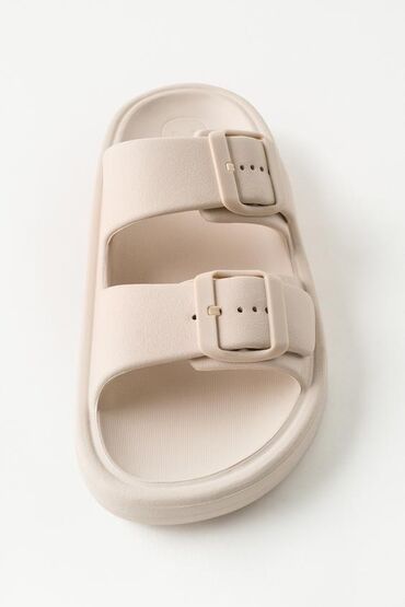 Босоножки, сандалии, шлепанцы: Новые женские слайды от Zara,оригинал. Шнурок регулируется,размеры 38