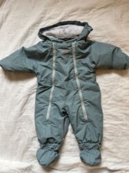 детские вещи б: Комбинезон (б/у, состояние отличное !)на теплую зиму и для тех кто не
