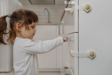 Другие товары для детей: Гибкий универсальный блокиратор! ⠀ Самое интересное для малышей — 2