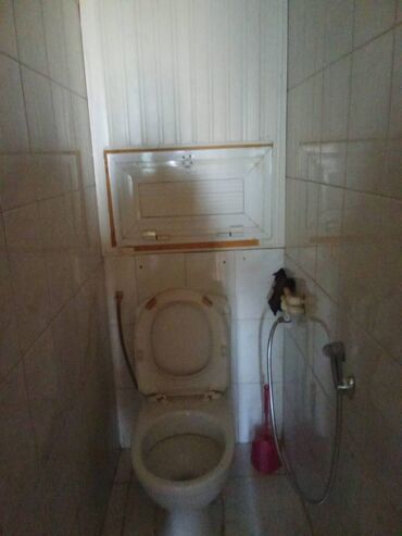 Uzunmüddətli kirayə mənzillər: Suraxanı rayonu, 146 nömrəli məktəbin yanında, 9 mərtəbli binanın 9 cu — 9