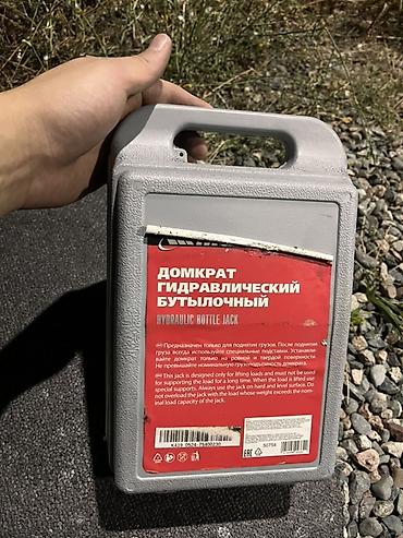 mat: Домкрат гидравлический бутылочный Matrix 4 т (Hydraulic Bottle Jack) — 2