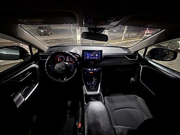 Toyota: Toyota RAV4: 2019 г., 2.5 л, Автомат, Бензин, Кроссовер — 9