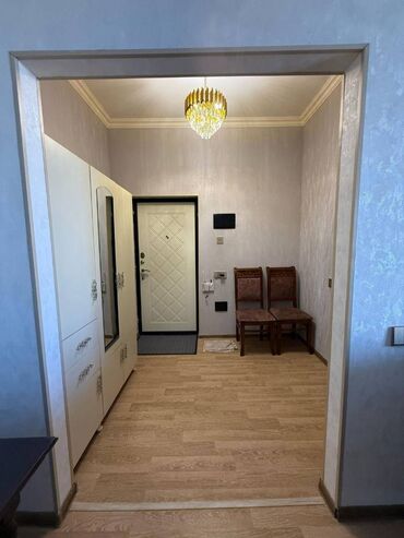 Uzunmüddətli kirayə mənzillər: 28 May metrosu 28 May Residensde mənzil kirayə verilir. Mərtəbə 16/11 — 2