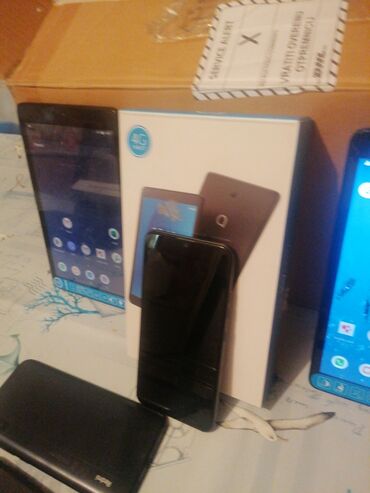 Tableti: Novi ali kada tableti dva komada 50 EUR poseduje kartice redmia 9 50 na lalafo.rs — 29 Tableti: Novi ali kada tableti dva komada 50 EUR poseduje kartice redmia 9 50 — 29