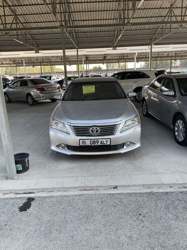 пасат в4: Toyota Camry: 2014 г., 2.5 л, Автомат, Бензин, Седан
