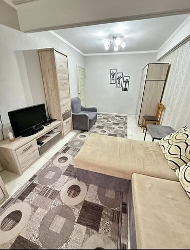 1 комнатная квартира в центре: 1 комната, 31 м², Индивидуалка, 1 этаж