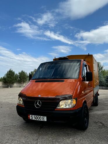 спринтер кондиционер: Жүк ташуучу унаа, Mercedes-Benz, Дубль, 3 т, Колдонулган