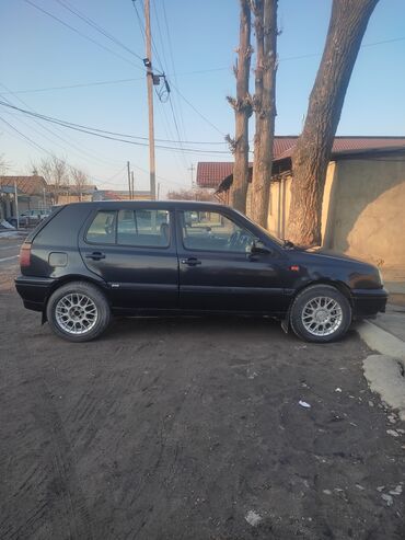 2 7 турбина: Volkswagen Golf: 1992 г., 2 л, Механика, Бензин, Хэтчбэк