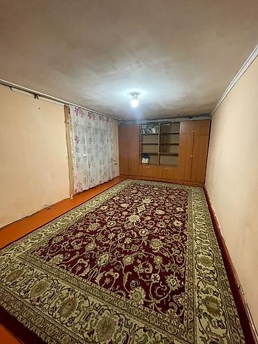 сто аренду: Просторный частный дом с базовой меблировкой и коммуникациями. - — 2