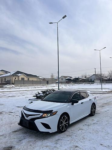 Toyota: Toyota Camry: 2018 г., 2.5 л, Автомат, Бензин — 9