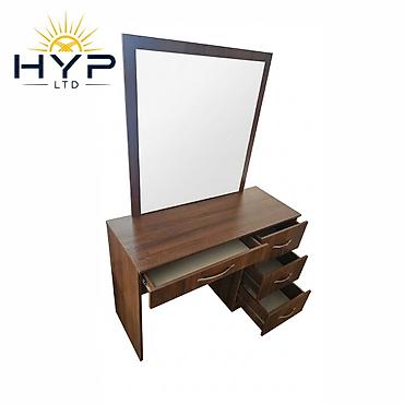 Жасануучу столдор: Туалетный столик с зеркалом HYP LTD - Функциональная модель с большим — 1