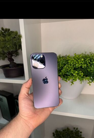 Apple iPhone: IPhone 14 Pro Max, Скидка 10%, Б/у, 256 ГБ, Deep Purple, Зарядное устройство, Защитное стекло, Чехол, 96 %