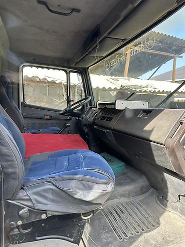 квадрат волво: Грузовик, Mercedes-Benz, Дубль, Б/у — 4