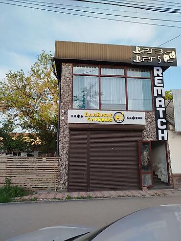 180: Сдаётся коммерческое помещение в двухэтажном здании.На 2-этаже. 180 — 3