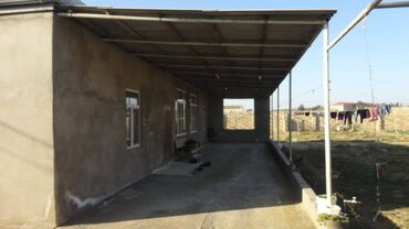 zirede heyet evleri: Zirə qəs. 4 otaqlı, 140 kv. m, Kredit yoxdur, Orta təmir