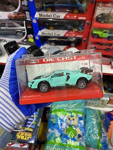 лего порш: Коллекционная модель автомобиля Die-Cast в масштабе 1:32. Компактная — 1
