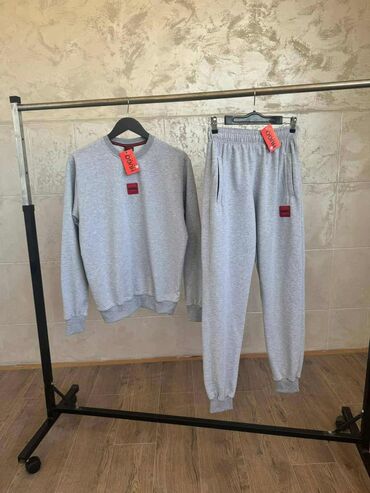 Trenerke: 08. trenerka 
pamuk M-2xl
4500din — 3