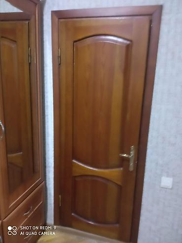 hamam qapsı: Yaxşı vəziyyətdədir. 4 ədəd şüşəli 2,05 *80 2 ədəd tualet hamam üçün — 1