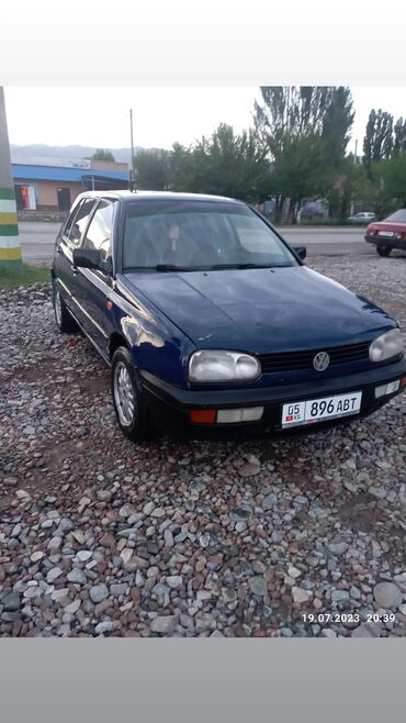 к 5 авто: Volkswagen Golf: 1992 г., 1.8 л, Механика, Бензин, Седан
