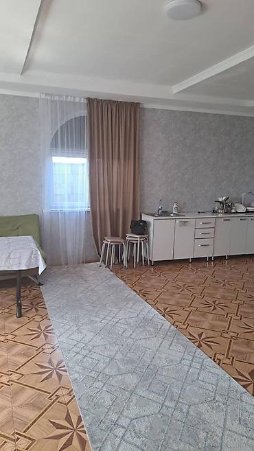 Продажа отелей и хостелов: Продаю котедж 1линия 10сот.красная книга на против аэропорта 3х — 4