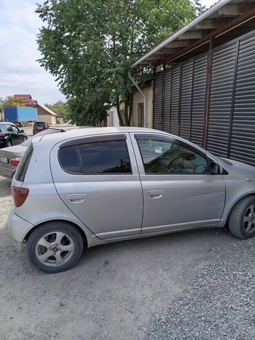 электромобиль neta: Toyota Vitz: 2003 г., 1 л, Автомат, Бензин, Хетчбек