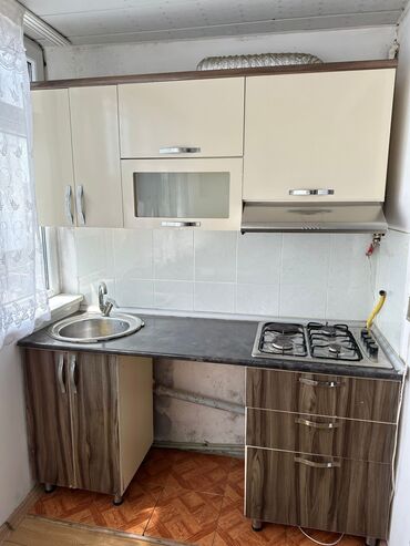 modern metbex mebelleri: Metbex mebeli 170 Azn. Ustunde qaz moyka aspirator. Unvan Hezi