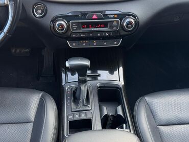 Kia: Kia Sorento: 2019 г., 2.2 л, Автомат, Дизель, Внедорожник — 6