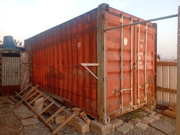 дом на ноч: Срочно контейнер сатылат 20тонник абалы жакшы крышасы бүтүн суу акпайт