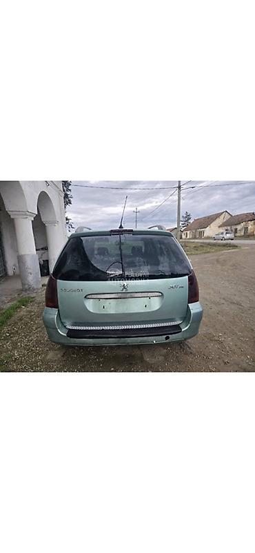 passat b5 5 far: Delovi za Peugeot 307 sw u zelenoj boji — 3