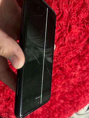 telefon samsung: Samsung Galaxy A52, 128 GB, rəng - Qara, Qırıq — 2