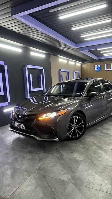 спойлеры камри 30: Toyota Camry: 2020 г., 2.5 л, Типтроник, Гибрид, Седан — 4