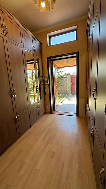 Продажа коттеджей и домов: Продается таунхаус На первой линии 11 микрорайон 275 м², 7 комнат 3 at lalafo.kg — 13 Продажа коттеджей и домов: Продается таунхаус На первой линии 11 микрорайон 275 м², 7 комнат 3 — 13