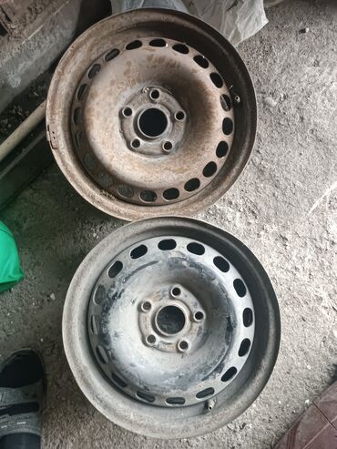 Железные Диски R 15 Audi, Пара, отверстий - 5, Б/у