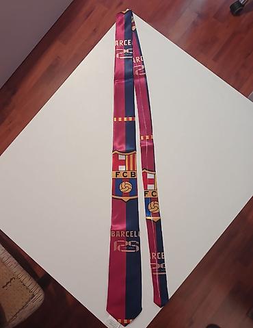 Qalstuk, Custo Barcelona